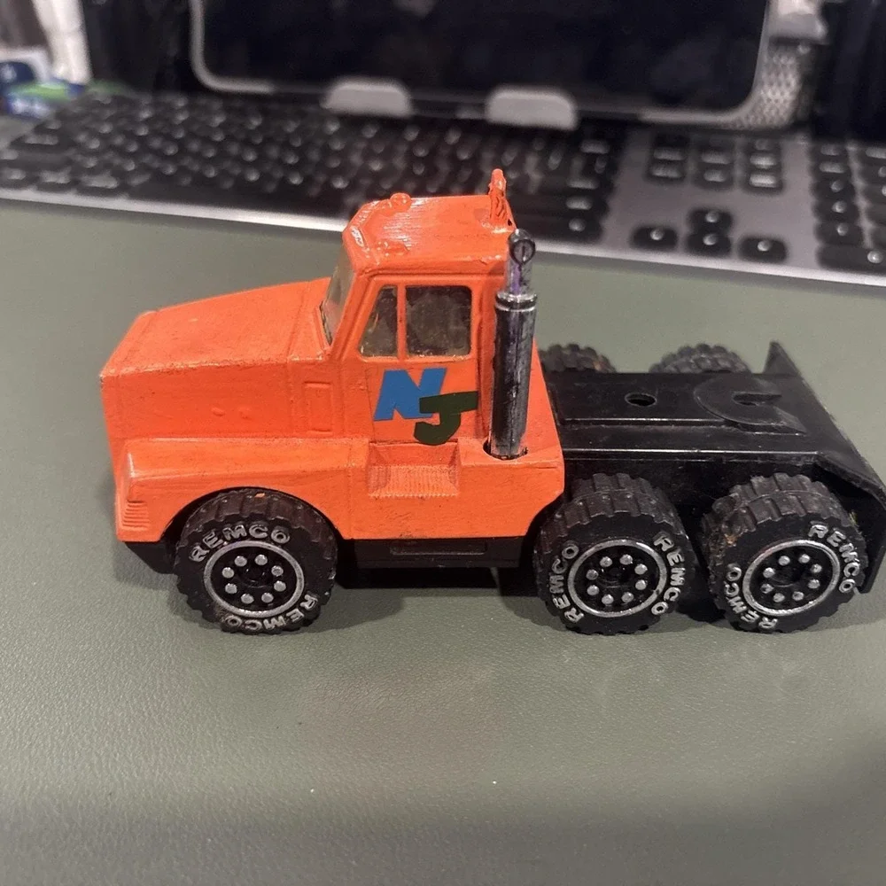 Vintage 1989 Remco Toys Semi Truck Cab Orange 6-Wheel Die-Cast Made in China